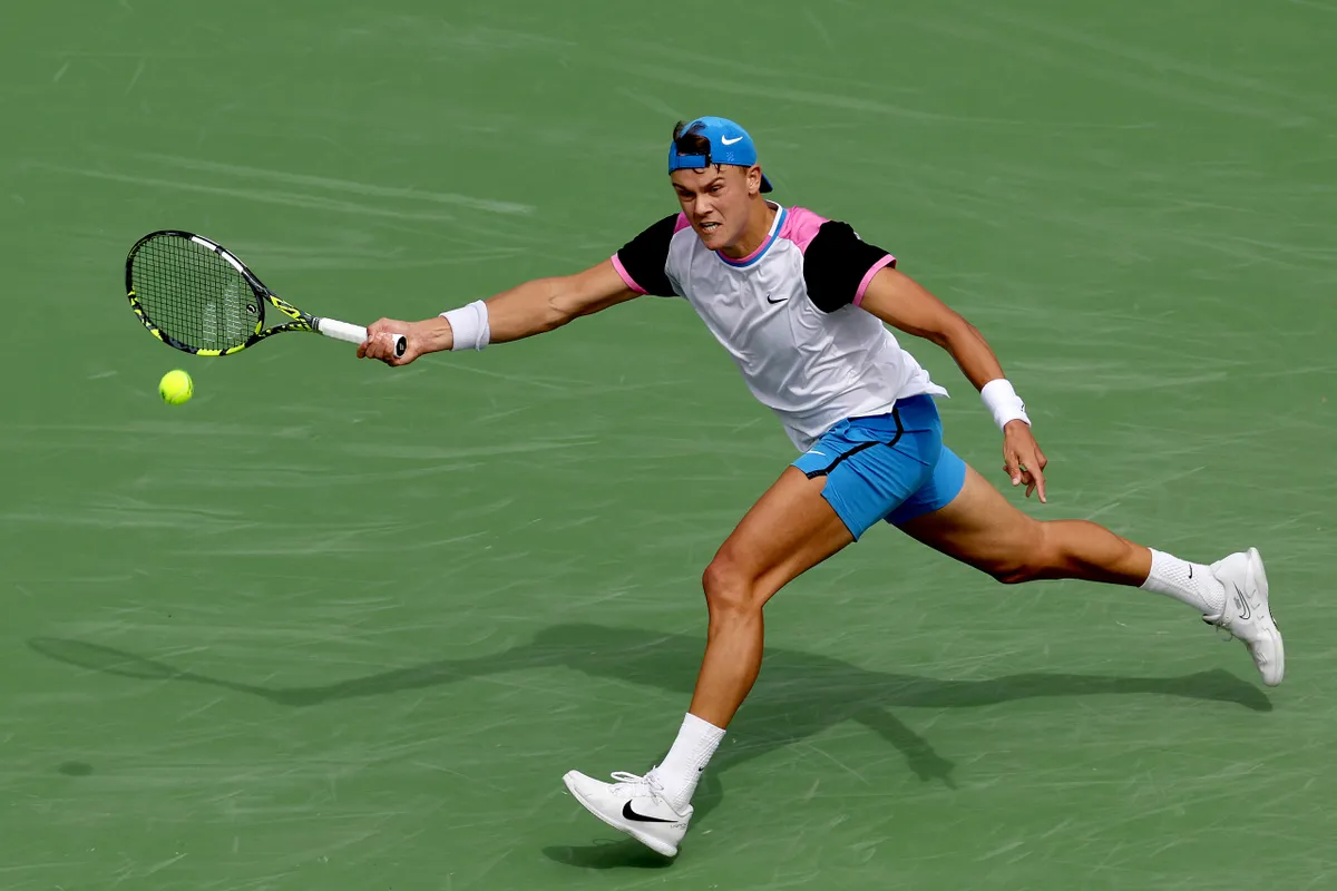 Holger Rune và Coco Gauff vượt qua vòng 3 Indian Wells - Ảnh 1.