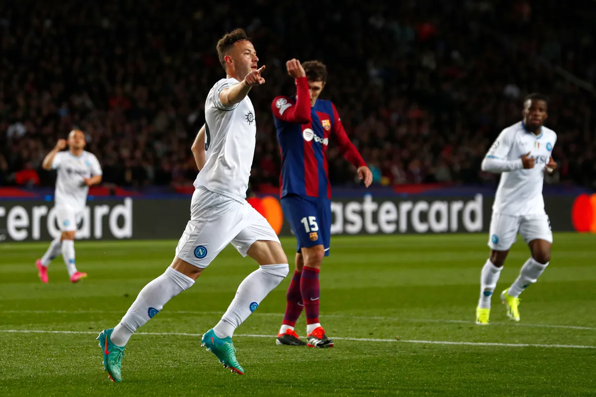 Thắng nhàn Napoli, Barcelona tiến vào tứ kết Champions League - Ảnh 2. Thắng nhàn Napoli, Barcelona tiến vào tứ kết Champions League - Ảnh 2.