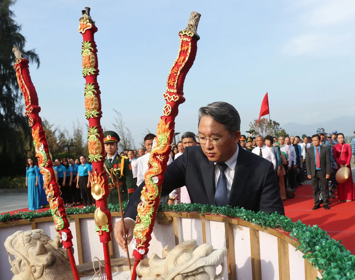 Tưởng niệm, tri ân 64 liệt sĩ hy sinh tại đảo Gạc Ma - Ảnh 1.