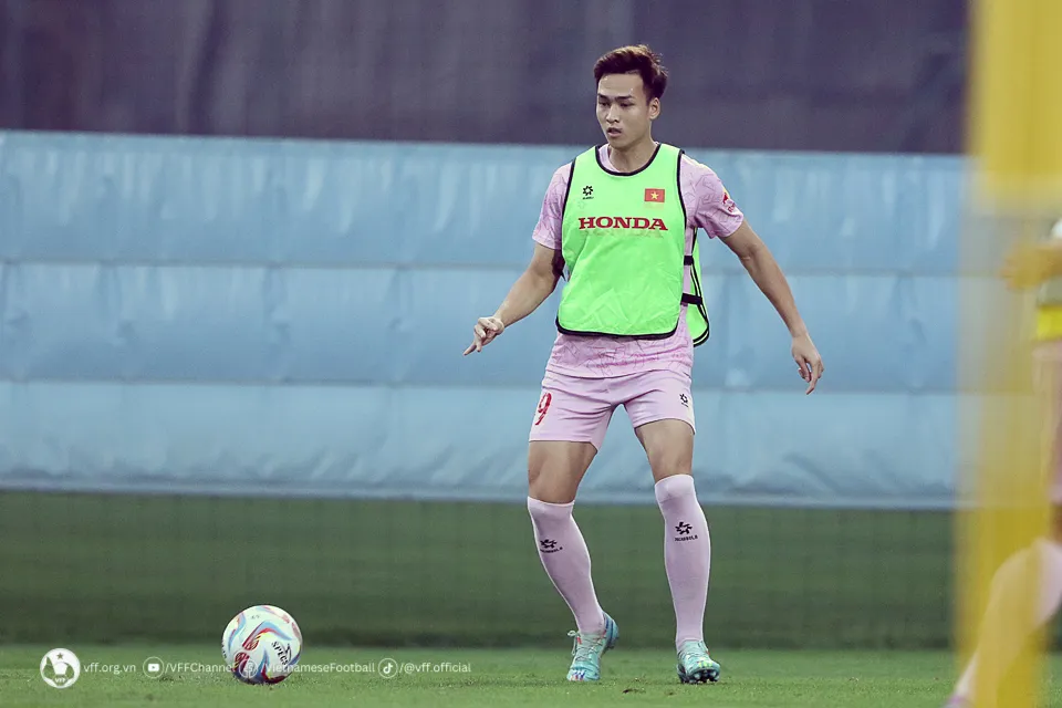 C&ocirc;ng Phượng t&aacute;i ph&aacute;t chấn thương, Việt Anh tin v&agrave;o sức mạnh tập thể của ĐT Việt Nam - Ảnh 3.
