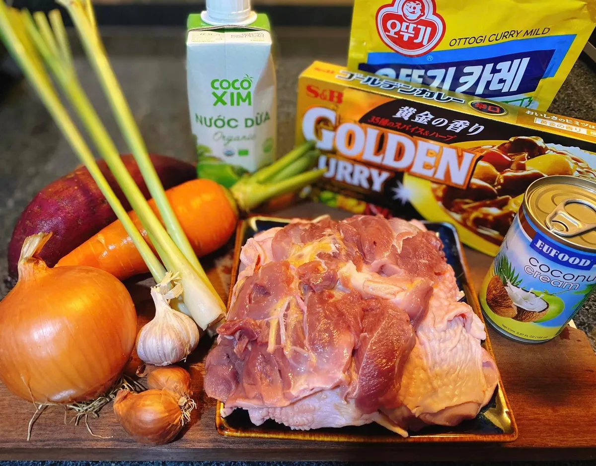 Cơm c&agrave; ri cho ng&agrave;y gi&oacute; m&ugrave;a về - Ảnh 2.