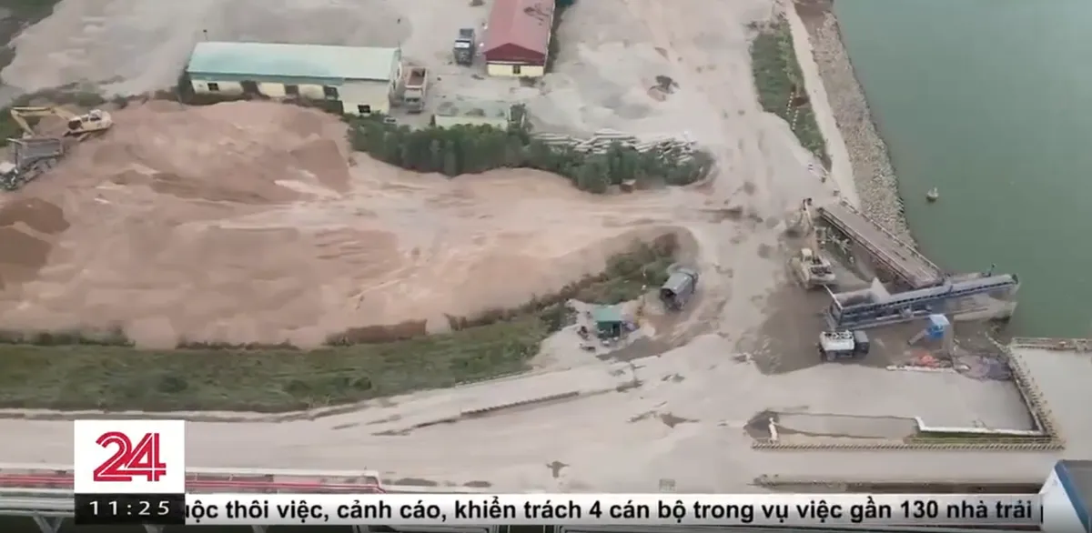Ô nhiễm môi trường từ hoạt động thu gom, tập kết tro xỉ trái phép - Ảnh 2.