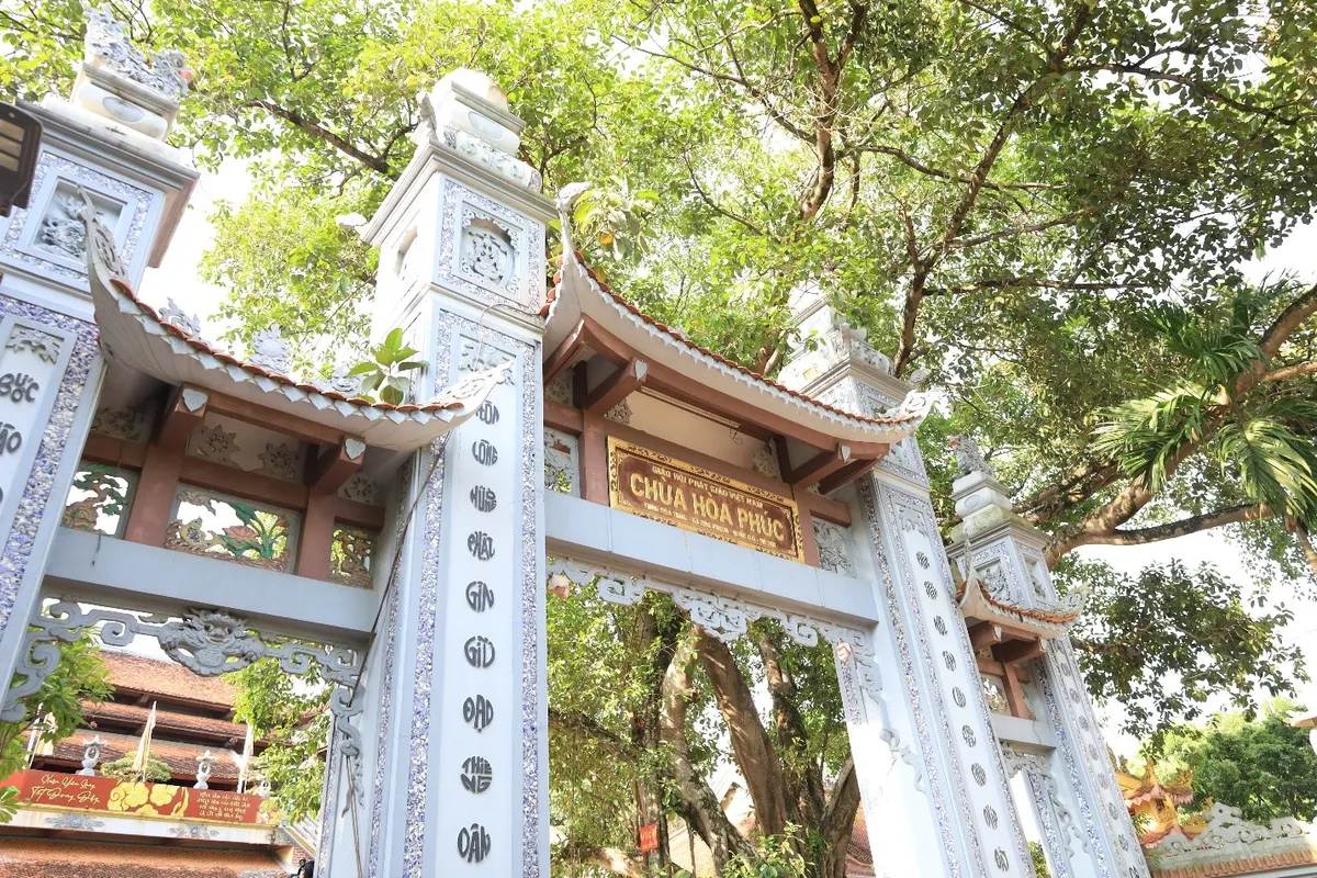 Ch&ugrave;a H&ograve;a Ph&uacute;c: Kh&ocirc;ng gian phật ph&aacute;p thanh tịnh - Ảnh 1.