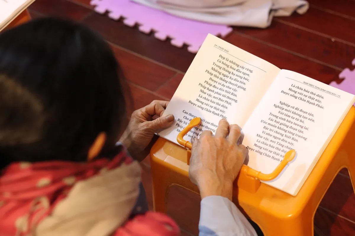 Ch&ugrave;a H&ograve;a Ph&uacute;c: Kh&ocirc;ng gian phật ph&aacute;p thanh tịnh - Ảnh 9.