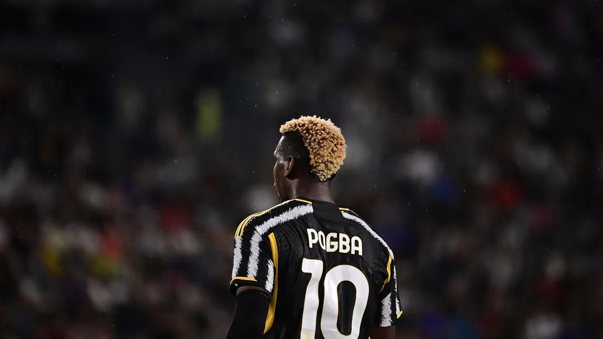 Paul Pogba v&agrave; sự sa s&uacute;t của một ng&ocirc;i sao - Ảnh 1.