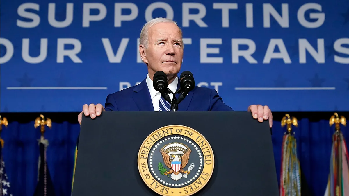 Ông Biden và ông Trump đua thu hút cử tri của bà Haley - Ảnh 2.