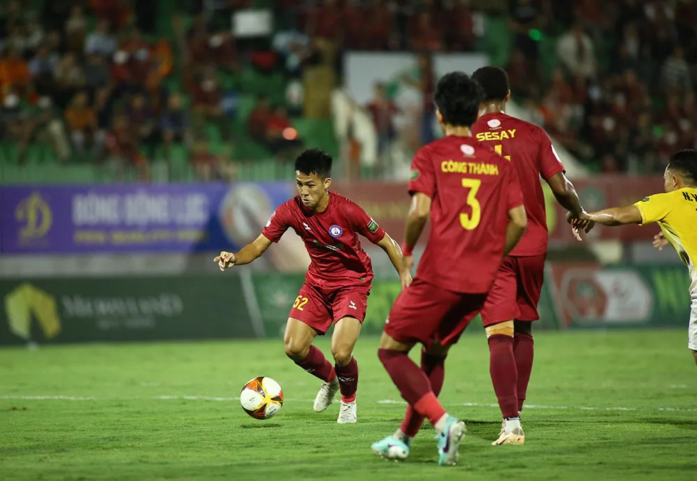 Vòng 13 V.League 2023/24 | CLB Khánh Hòa giành được 1 điểm quan trọng - Ảnh 2. Vòng 13 V.League 2023/24 | CLB Khánh Hòa giành được 1 điểm quan trọng - Ảnh 2.