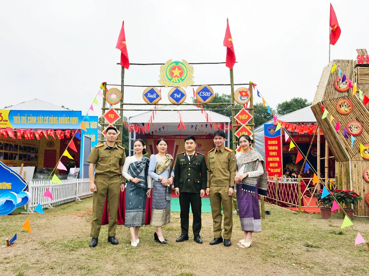 Sôi nổi hoạt động chào mừng kỷ niệm 50 năm Ngày truyền thống lực lượng CSCĐ - Ảnh 19.