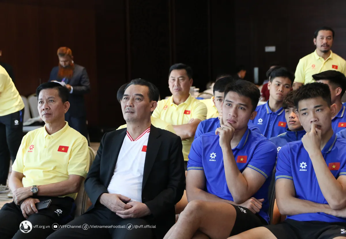 AFC áp dụng công nghệ VAR vào tất cả các trận đấu tại VCK U23 châu Á 2024 - Ảnh 4. AFC áp dụng công nghệ VAR vào tất cả các trận đấu tại VCK U23 châu Á 2024 - Ảnh 4.