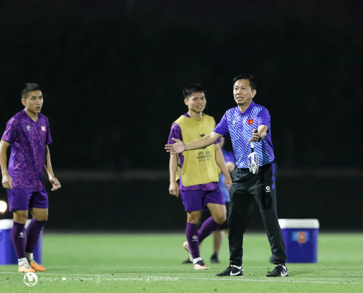 U23 Việt Nam tiếp tục mài sắc lối chơi, rà soát nhân sự trước ngày chốt danh sách - Ảnh 4. U23 Việt Nam tiếp tục mài sắc lối chơi, rà soát nhân sự trước ngày chốt danh sách - Ảnh 4.