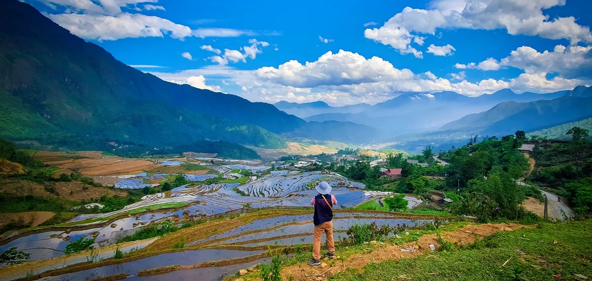 Lào Cai - Xây đựng đề án Phát triển du lịch cộng đồng gắn với việc xây dựng nông thôn mới - Ảnh 2.