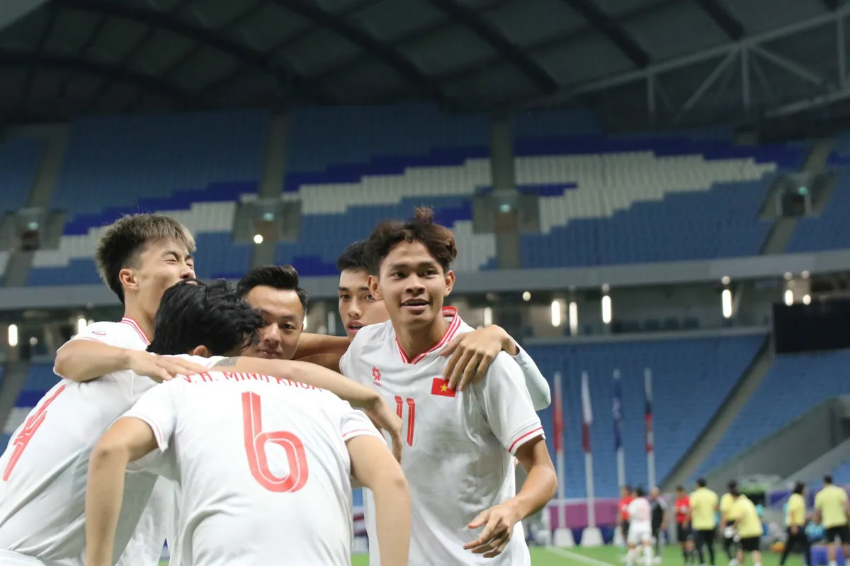 VCK U23 châu Á 2024: U23 Việt Nam khởi đầu thuận lợi - Ảnh 4.