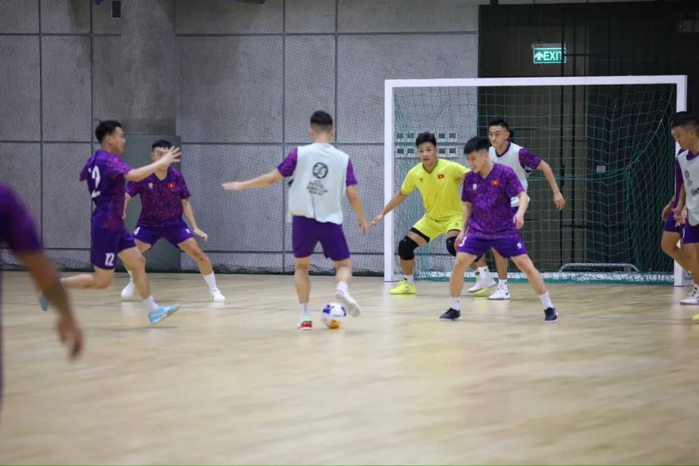 HLV Diego Giustozzi: Đội tuyển Futsal Việt Nam đã sẵn sàng - Ảnh 3. HLV Diego Giustozzi: Đội tuyển Futsal Việt Nam đã sẵn sàng - Ảnh 3.