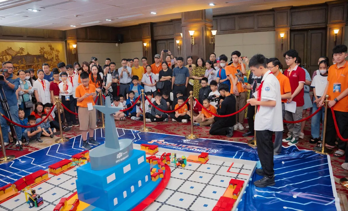 Hải Ph&ograve;ng c&oacute; sự kiện c&ocirc;ng nghệ quy m&ocirc; gần 1.500 người tham dự - Ảnh 4.