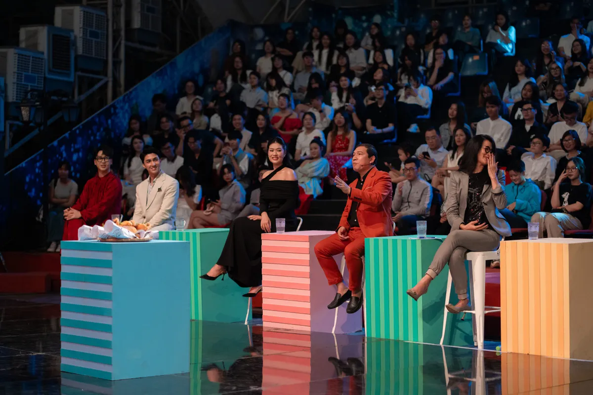 Hoa hậu Thi&ecirc;n &Acirc;n chia sẻ m&oacute;n ăn tuổi thơ trong Qu&aacute;n quen ch&iacute;nh gốc - Ảnh 1.