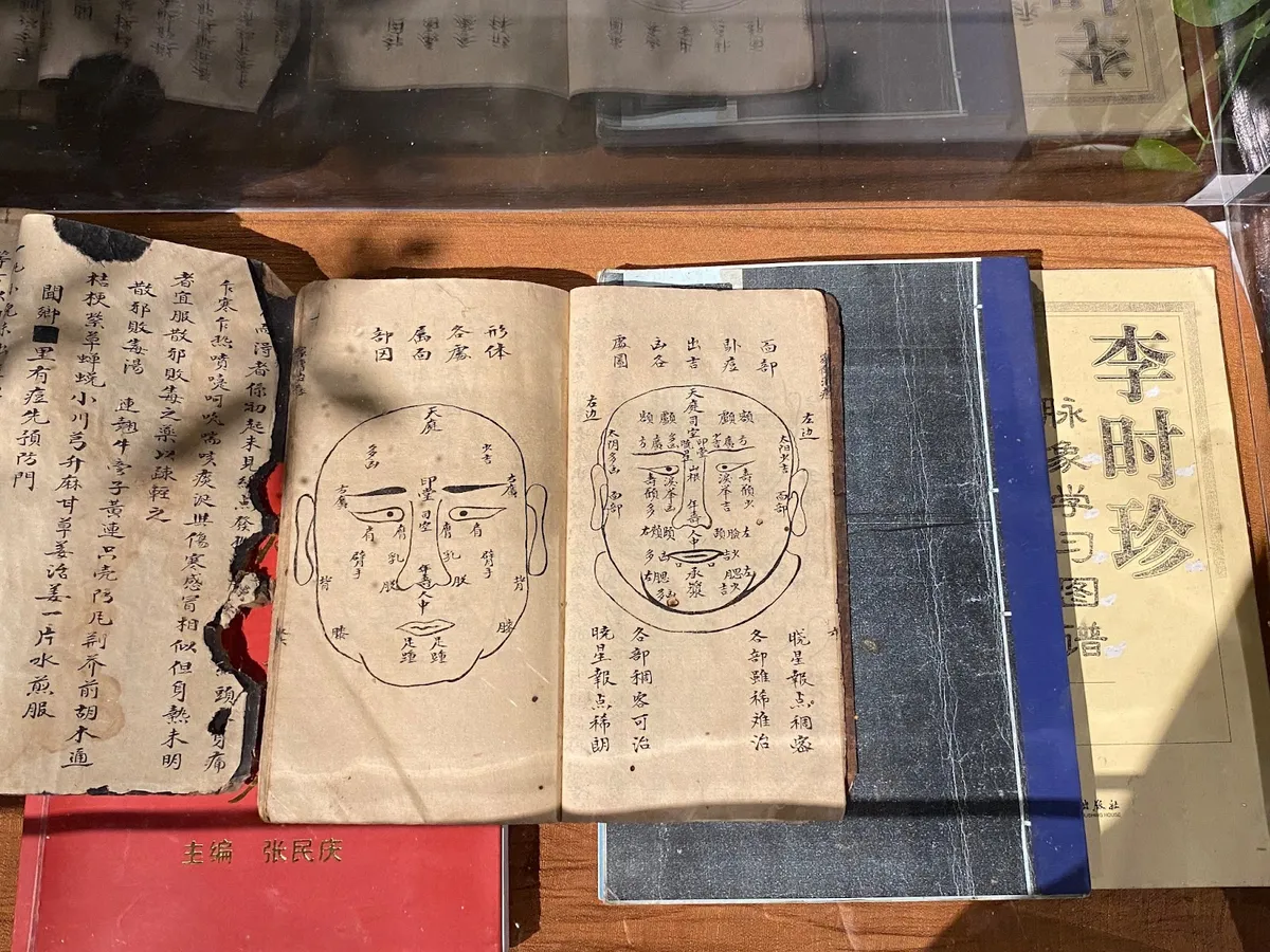 “Giữ nghề xưa trên phố” - Bảo tồn và phát huy phố nghề truyền thống   - Ảnh 8.