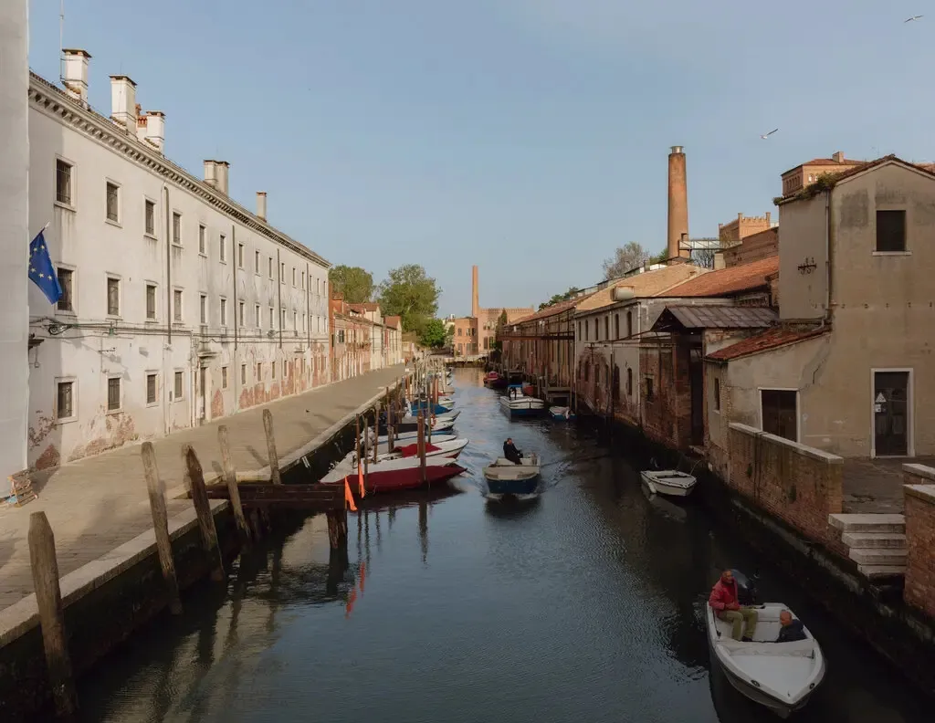 Vatican biến nhà tù thành siêu triển lãm Venice Biennale - Ảnh 1. Vatican biến nhà tù thành siêu triển lãm Venice Biennale - Ảnh 1.