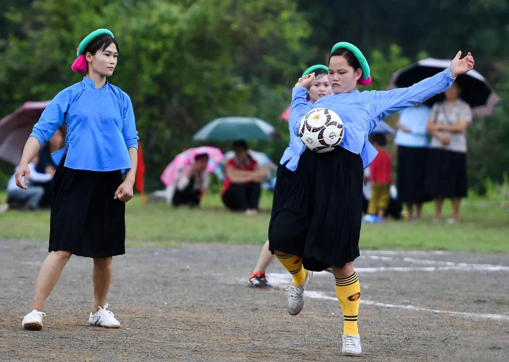 Sôi nổi không khí tập luyện cho Carnaval Hạ Long 2024 - Ảnh 4. Sôi nổi không khí tập luyện cho Carnaval Hạ Long 2024 - Ảnh 4.