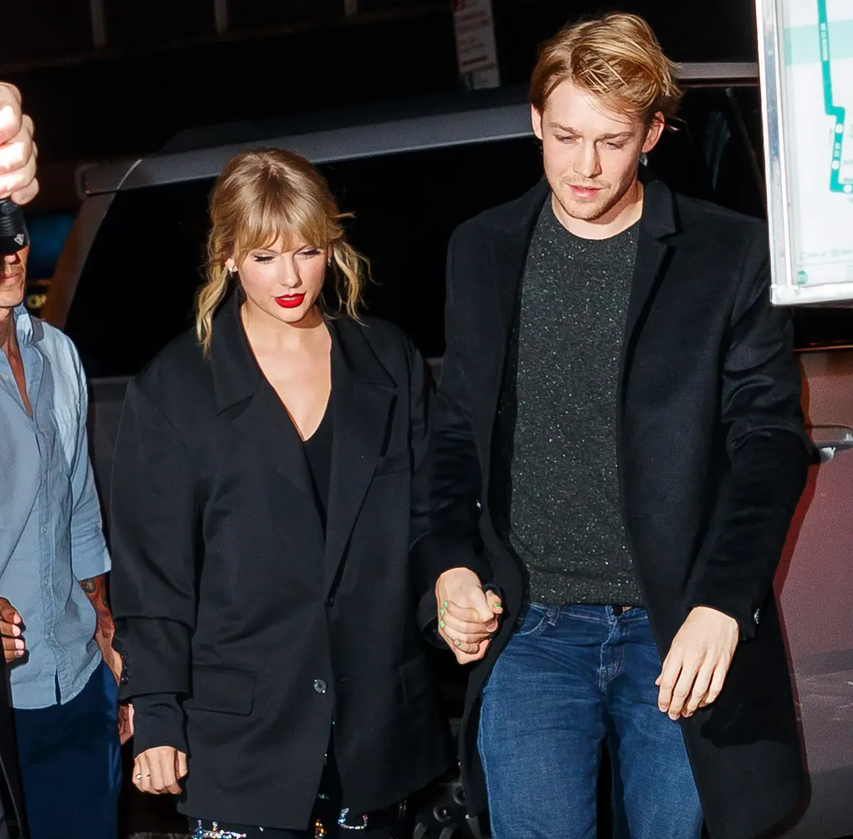 Taylor Swift từng biểu diễn với trái tim tan vỡ hậu chia tay - Ảnh 1.