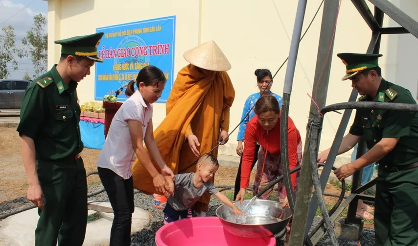 Dấu ấn của người lính quân hàm xanh nơi biên cương - Ảnh 1.