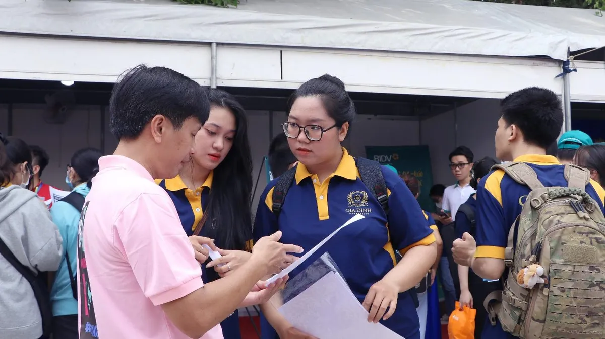 Săn học bổng doanh nghiệp - sớm chạm tay v&agrave;o giấc mơ đại học - Ảnh 7.