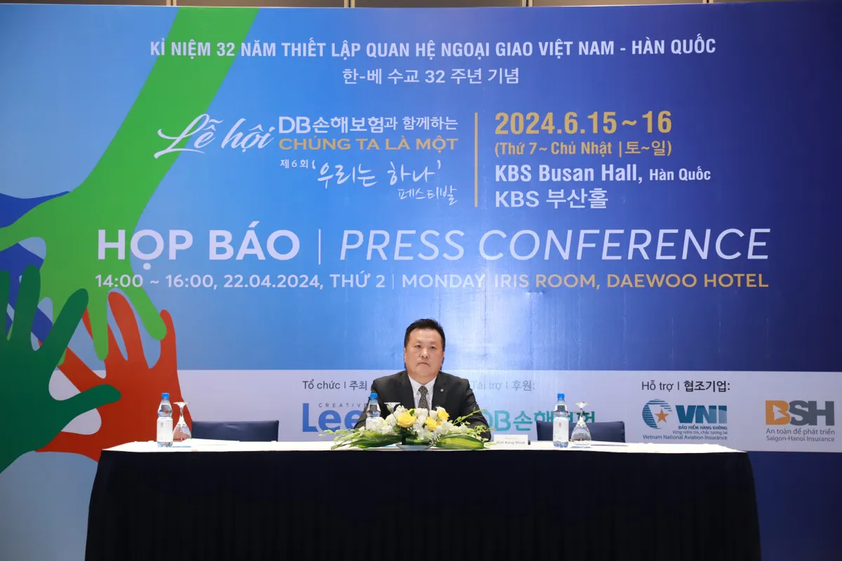 Lễ hội Ch&uacute;ng ta l&agrave; một nh&acirc;n kỷ niệm 32 năm thiết lập quan hệ Việt Nam - H&agrave;n Quốc - Ảnh 1.