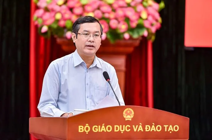 Năm 2023, tuyển chọn nam sinh tốt nghiệp đại học để đào tạo sĩ quan dự bị đạt trên 98% kế hoạch - Ảnh 2.