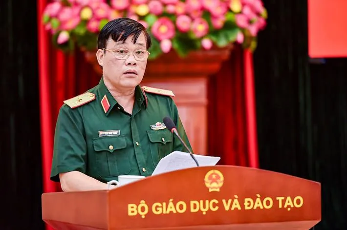 Năm 2023, tuyển chọn nam sinh tốt nghiệp đại học để đào tạo sĩ quan dự bị đạt trên 98% kế hoạch - Ảnh 1.