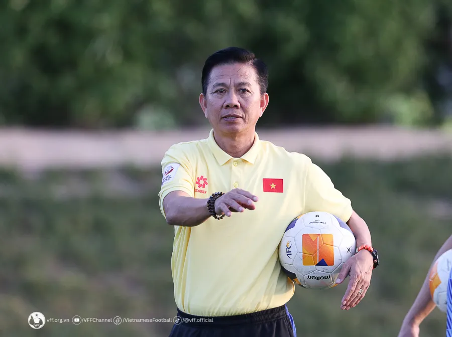 HLV Hoàng Anh Tuấn chuẩn bị kỹ các phương án cho trận tứ kết gặp U23 Iraq - Ảnh 2. HLV Hoàng Anh Tuấn chuẩn bị kỹ các phương án cho trận tứ kết gặp U23 Iraq - Ảnh 2.