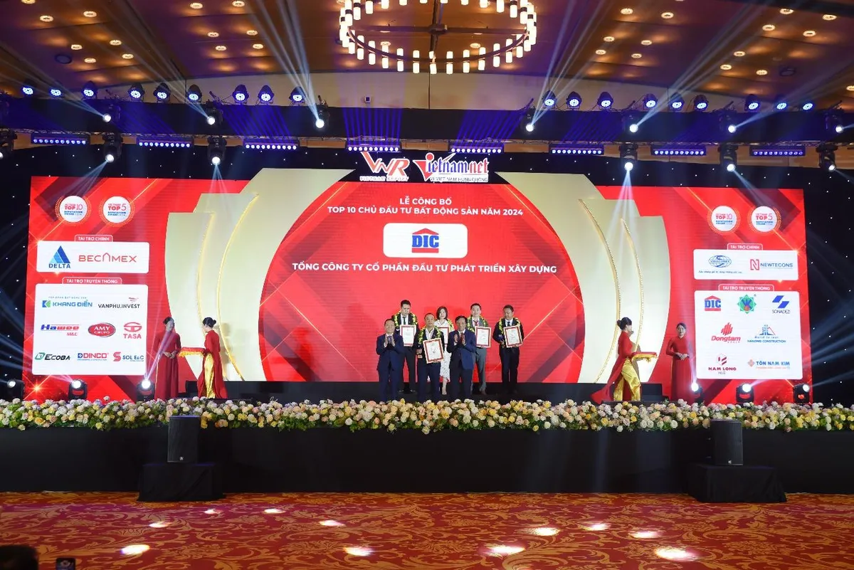 Tập đo&agrave;n DIC 3 năm li&ecirc;n tiếp đạt top 10 chủ đầu tư bất động sản - Ảnh 1.