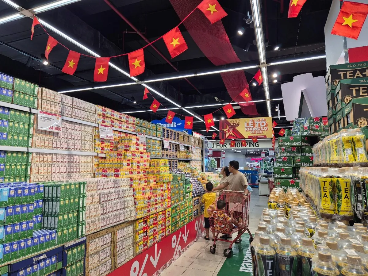 Si&ecirc;u thị LOTTE Mart triển khai h&agrave;ng loạt chương tr&igrave;nh khuyến mại lớn mừng Đại lễ - Ảnh 4.