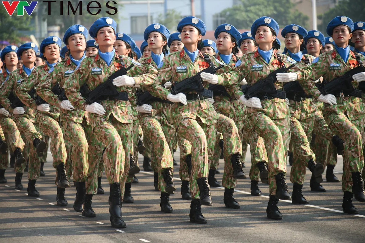 Hợp luyện diễu binh, diễu hành kỷ niệm 70 năm chiến thắng Điện Biên Phủ - Ảnh 9.