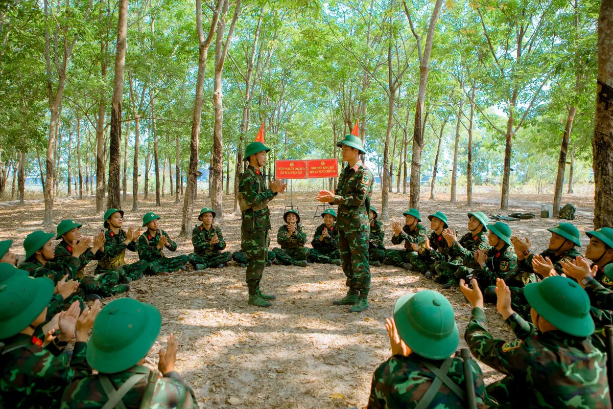 Tạo sân chơi bổ ích cho bộ đội - Ảnh 2.