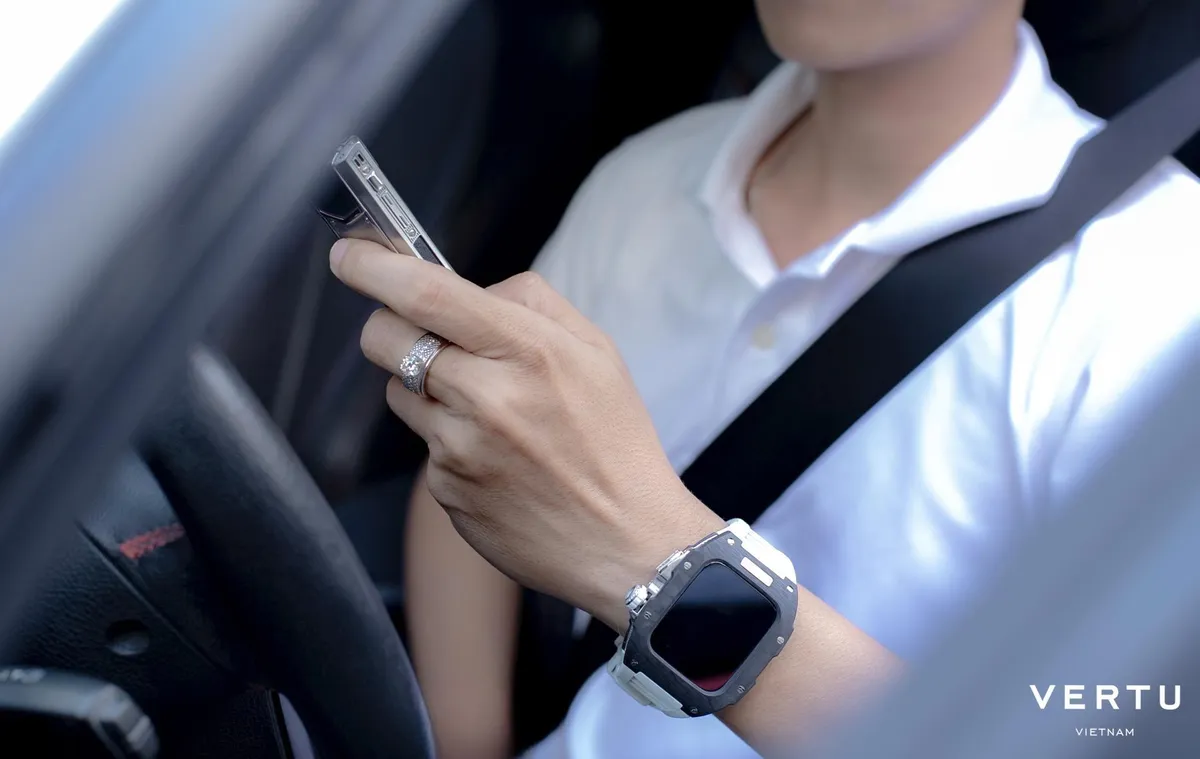 Đồng hồ thông minh giá trăm triệu của Vertu bất ngờ gây sốt thị trường Việt Nam - Ảnh 3.