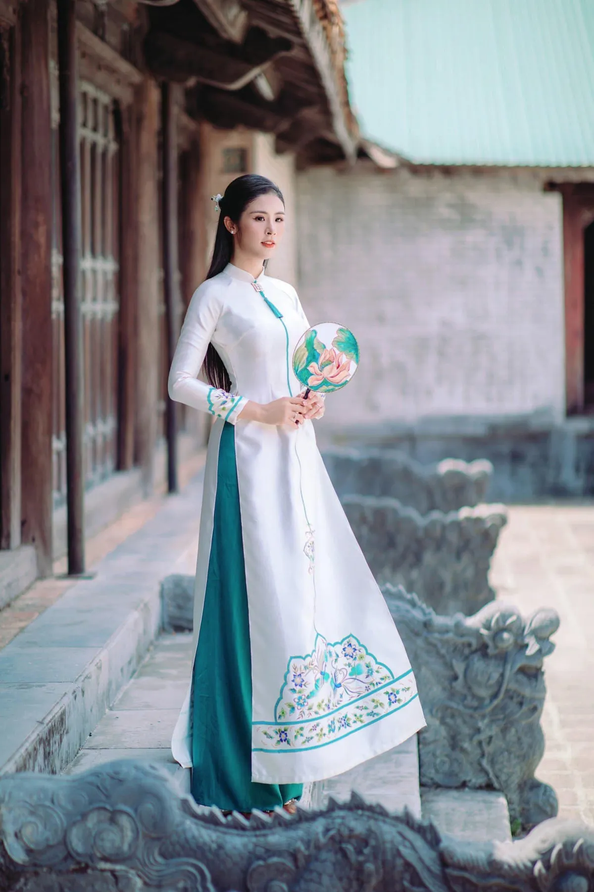 Bảo Anh h&eacute; lộ ảnh con g&aacute;i l&uacute;c mới sinh, d&agrave;n sao tung tăng nghỉ Lễ 30/4 - 1/5 - Ảnh 7.