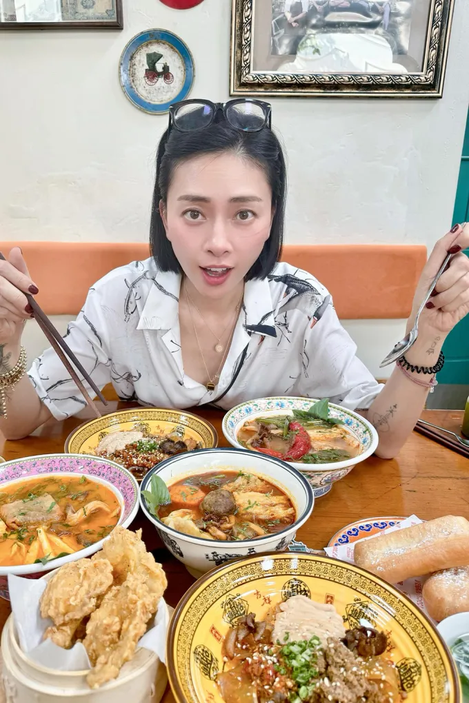 Bảo Anh h&eacute; lộ ảnh con g&aacute;i l&uacute;c mới sinh, d&agrave;n sao tung tăng nghỉ Lễ 30/4 - 1/5 - Ảnh 9.