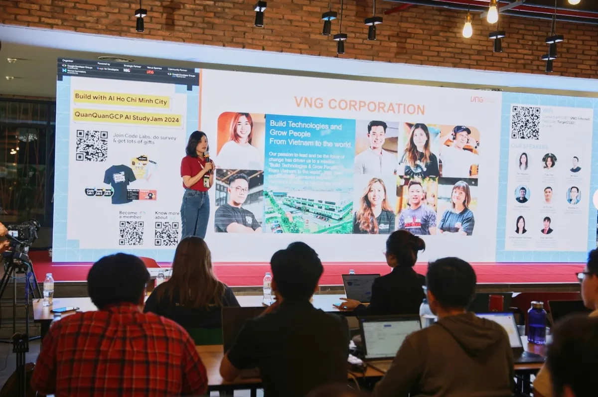 Build with AI: Trải nghiệm trực tiếp công nghệ Generative AI tại TP Hồ Chí Minh - Ảnh 1.