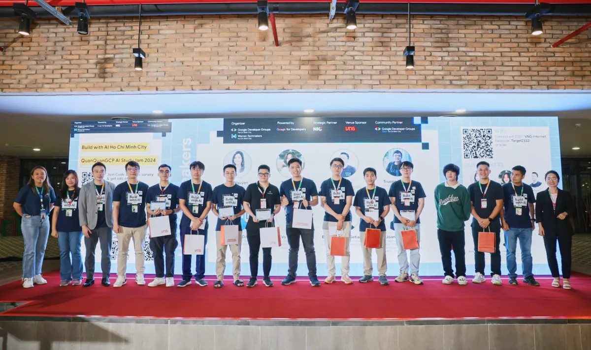 Build with AI: Trải nghiệm trực tiếp công nghệ Generative AI tại TP Hồ Chí Minh - Ảnh 3.