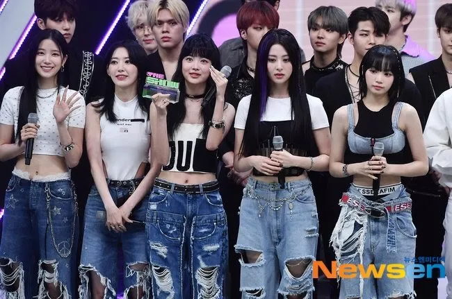 Sân khấu Encore - Nỗi ám ảnh của những thần tượng K-Pop không thể hát live - Ảnh 1.