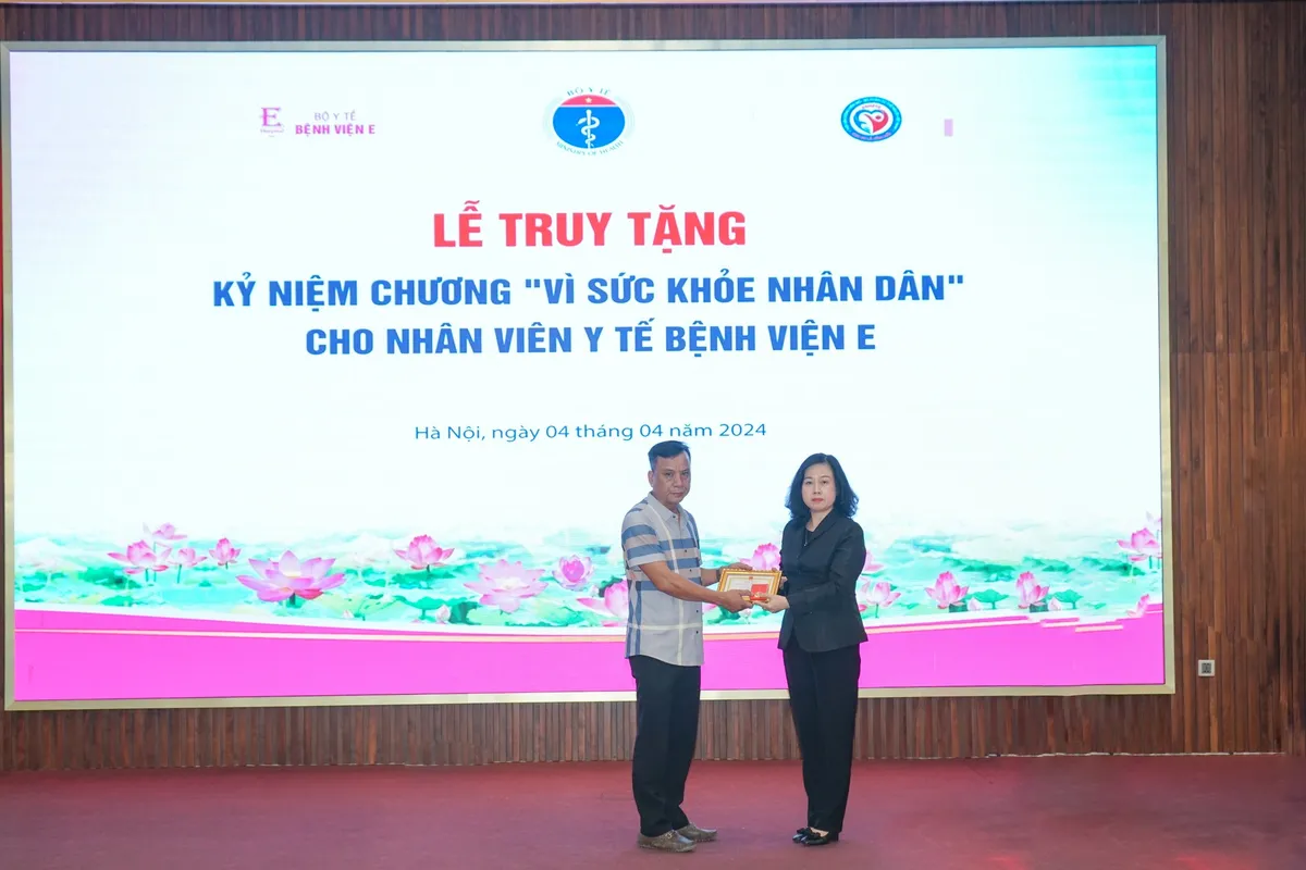 Nữ nhân viên y tế hiến tạng cứu sống 4 người bệnh - Ảnh 1.