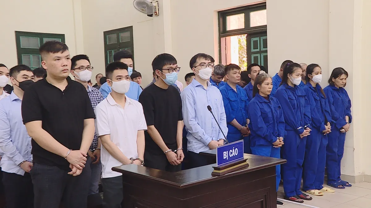 Hà Nội: Xét xử 53 bị cáo trong đường dây đánh bạc trực tuyến nghìn tỷ - Ảnh 1.
