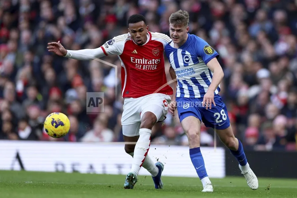 Cuộc đua vô địch Ngoại Hạng Anh vòng 32: Man City dễ thở, khó khăn chờ Liverpool và Arsenal - Ảnh 2. Cuộc đua vô địch Ngoại Hạng Anh vòng 32: Man City dễ thở, khó khăn chờ Liverpool và Arsenal - Ảnh 2.
