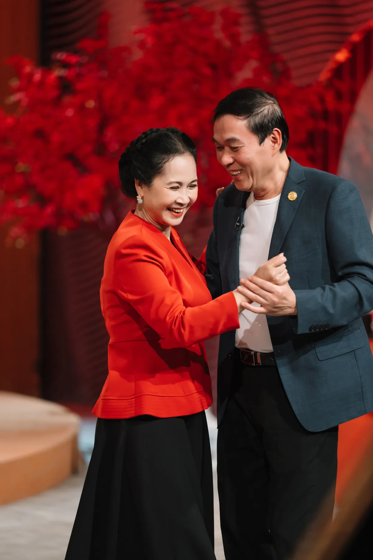 NSƯT Đỗ Kỷ kh&ocirc;ng tiếc nuối khi đứng sau hỗ trợ sự nghiệp vợ th&agrave;nh c&ocirc;ng - Ảnh 5.