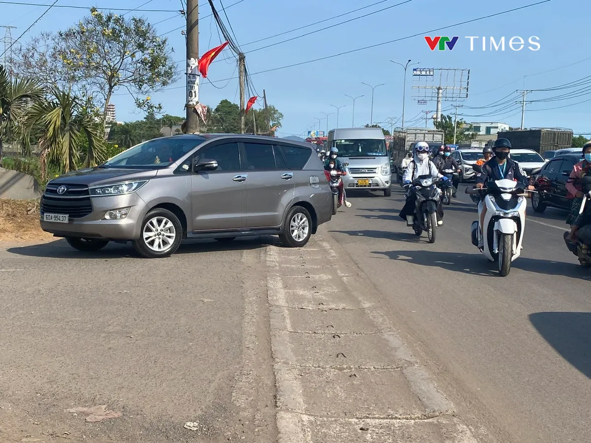 Các phương tiện di chuyển ổn định qua QL51 trong ngày cuối kỳ nghỉ lễ - Ảnh 5.