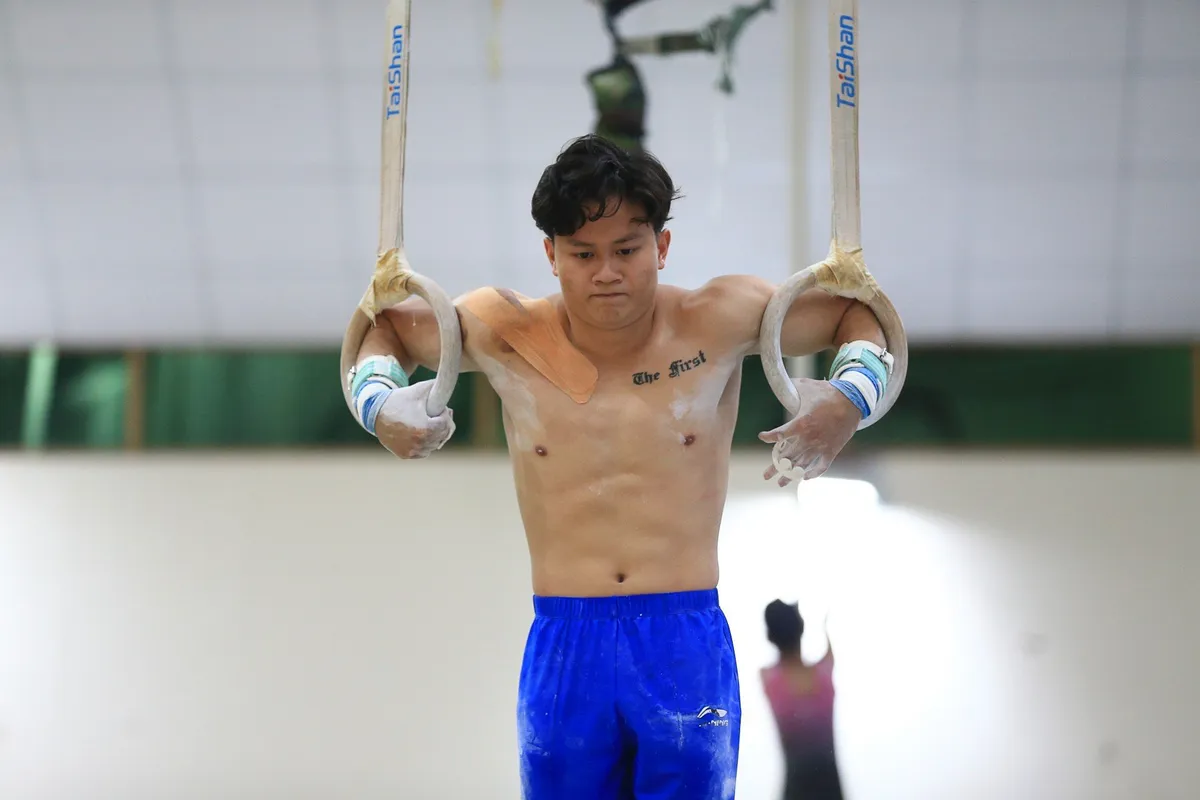 Vượt qua nỗi sợ h&atilde;i thua cuộc, chiến thắng nh&agrave; v&ocirc; địch thế giới - Ảnh 2.