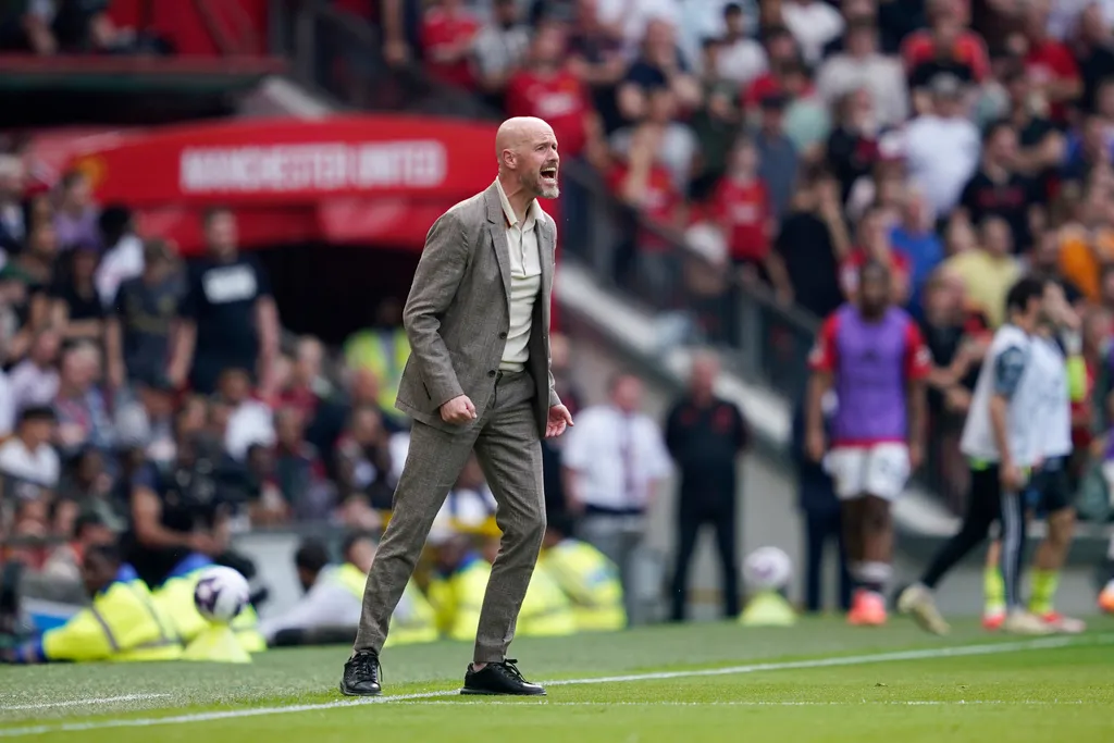 Manchester United hủy lễ vinh danh cầu thủ cuối năm - Ảnh 1. Manchester United hủy lễ vinh danh cầu thủ cuối năm - Ảnh 1.