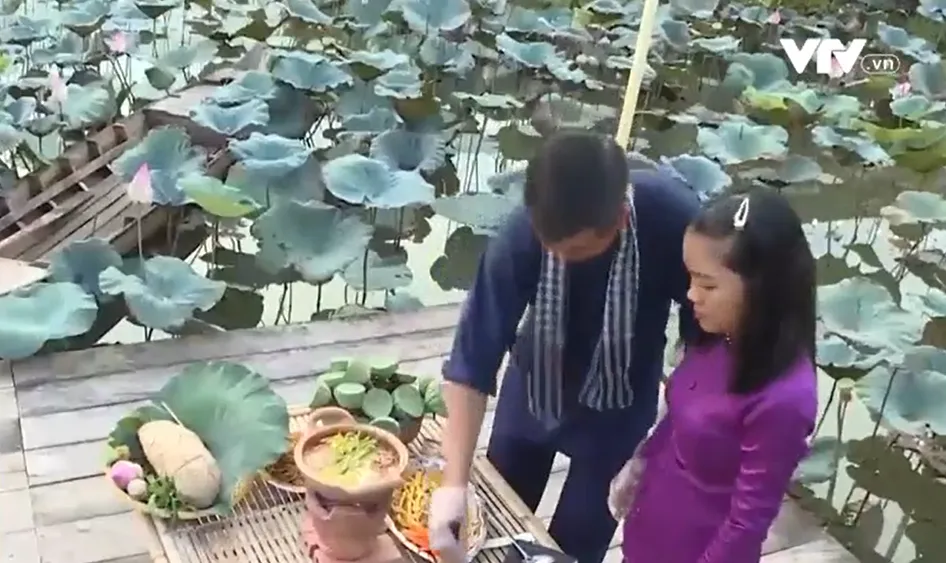 Lan tỏa t&igrave;nh y&ecirc;u sen qua ẩm thực - Ảnh 1.