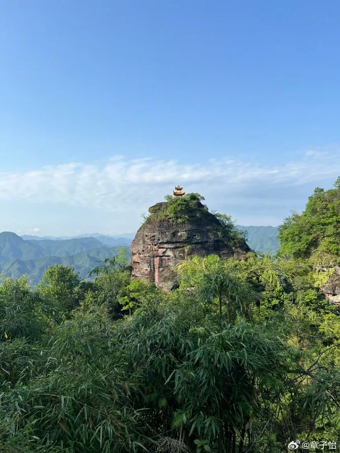 Chương Tử Di thăm lại bối cảnh siêu phẩm Ngoạ hổ tàng long sau 25 năm - Ảnh 2.