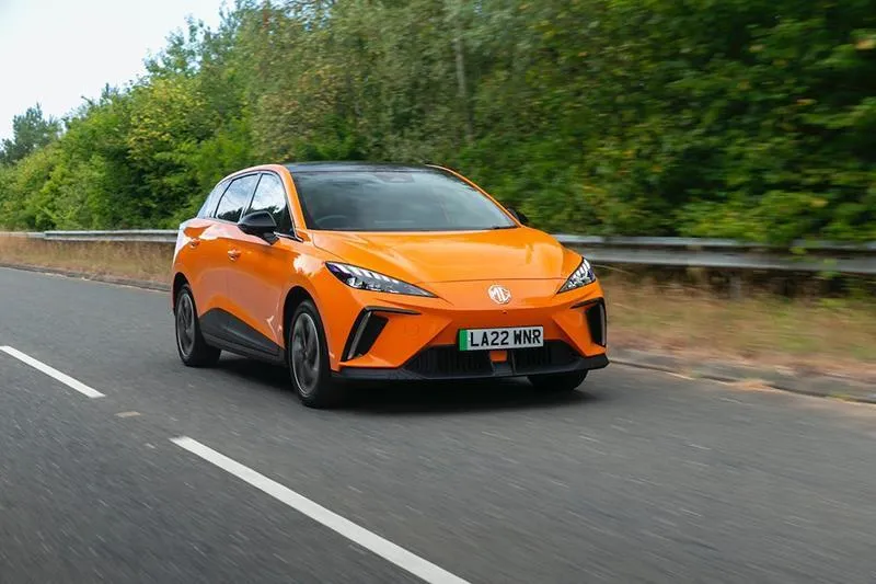 MG - Chiếc xe hội tụ cả Thế giới, một sản phẩm &ldquo;To&agrave;n cầu&rdquo; - Ảnh 3.