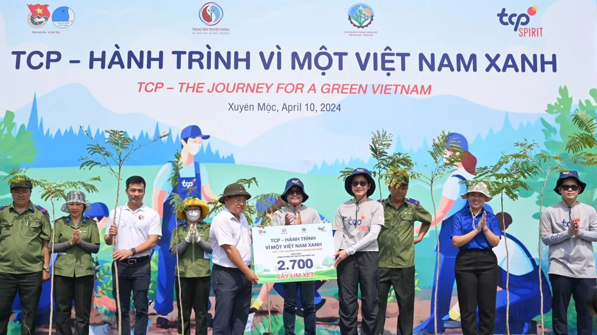 Tăng cường vai tr&ograve; của doanh nghiệp trong c&aacute;c hoạt động bảo vệ m&ocirc;i trường - Ảnh 2.